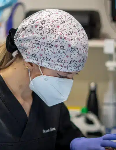 Dottoressa Chiara Gisolo durante una operazione