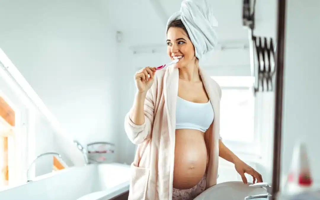 Igiene dentale in gravidanza: perché è fondamentale prendersi cura del sorriso per la salute di mamma e bambino – Corte Franca (Brescia)